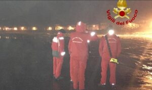 maltempo acireale onda anomala