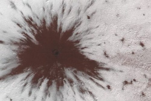Marte: misterioso oggetto spaziale precipita sul Polo Sud