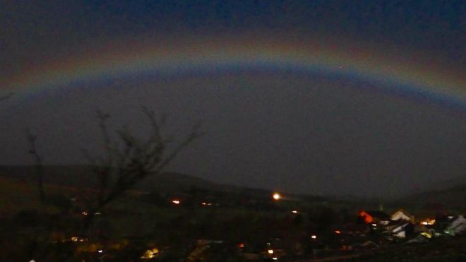 arcobaleno lunare