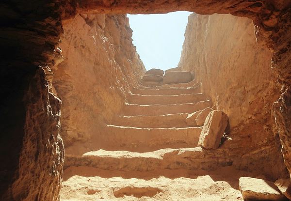 Scoperta antica tomba in Egitto, nella necropoli 35 mummie ben conservate