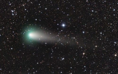 Scoperta una cometa attorno alla stella Beta Pictoris, dista 63 anni luce