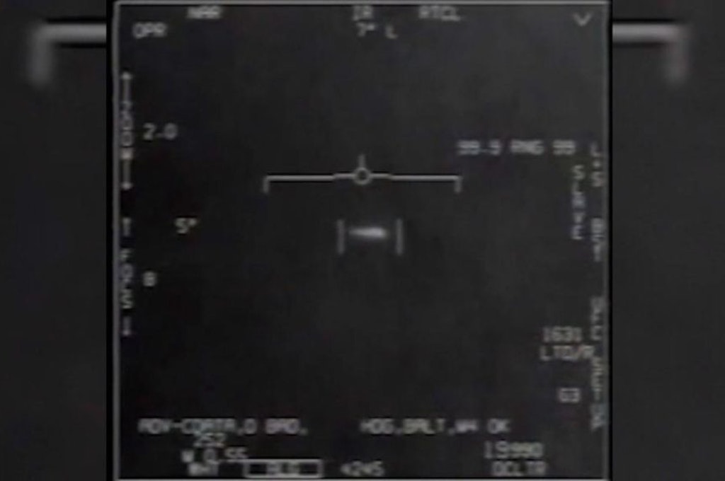 USA: gli UFO minacciano i piloti militari. Senato in allarme