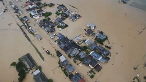 Alluvioni e frane nel Giappone Occidentale, 3 morti e 800mila evacuati