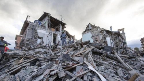 Terremoto Centro Italia: nuova scossa. Paura e gente in strada