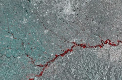 L’alluvione in Italia vista dal satellite, sembra una enorme ferita