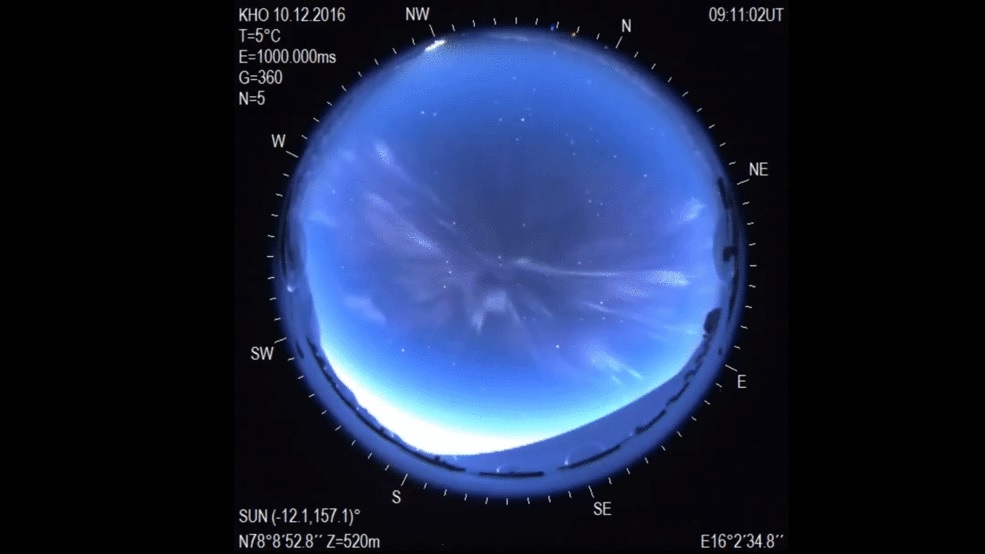 aurora-1.jpg