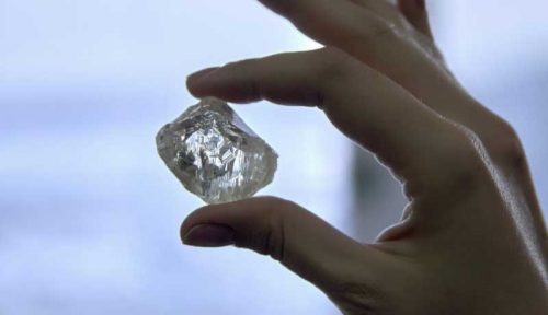 Russia: un diamante di 190 carati scoperto in Siberia