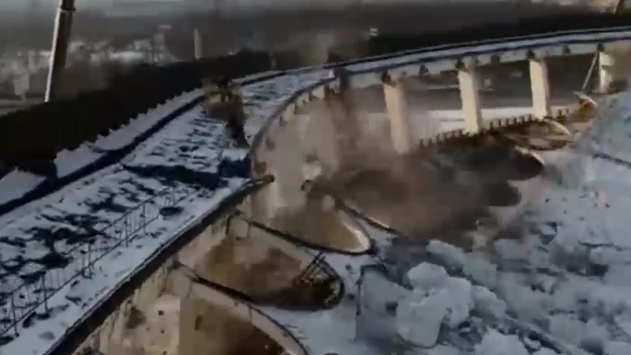 San Pietroburgo: crolla complesso sportivo. Almeno un disperso