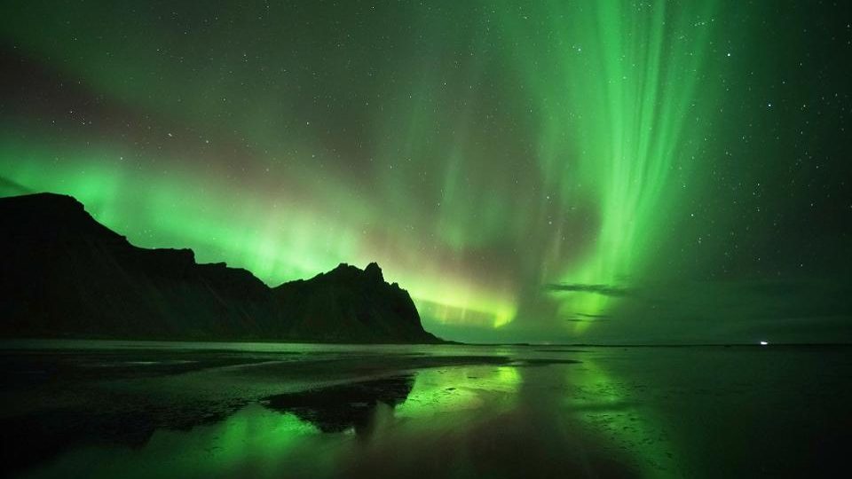 Si apre la magnetosfera: spettacolari aurore in Norvegia