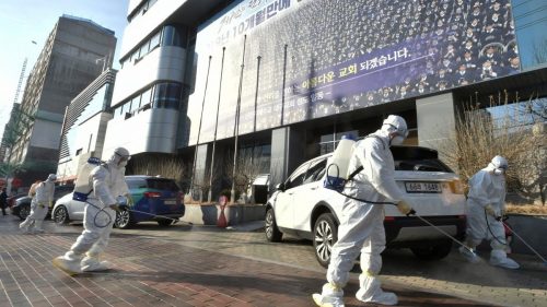 Corea del Sud: boom di casi nel nord est. Chiuse le scuole, cancellati i voli