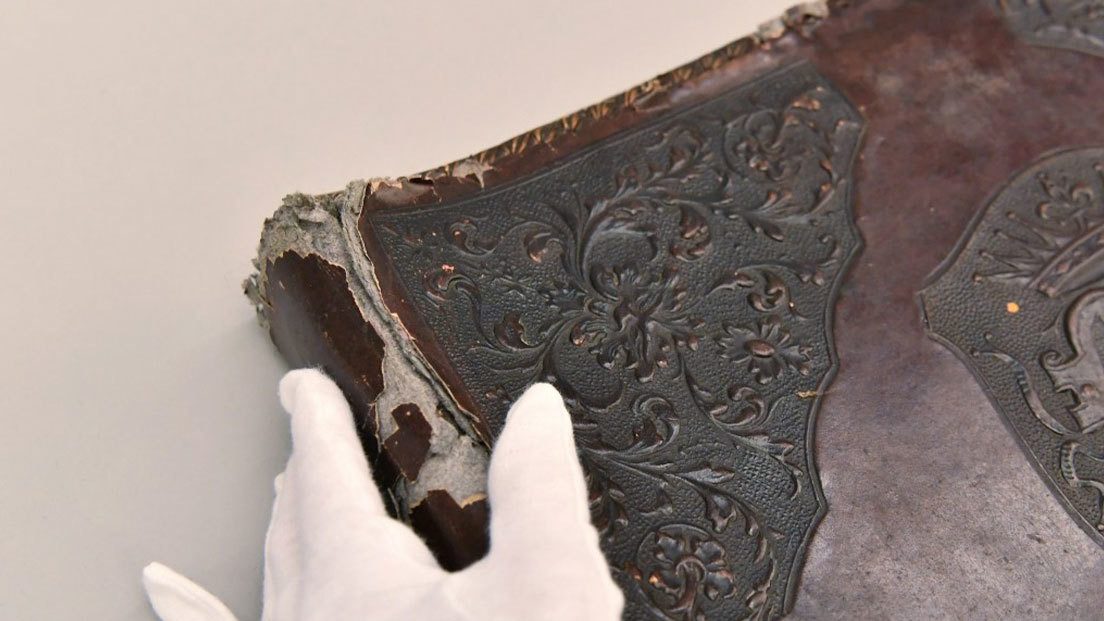 cropped-album-1.jpg