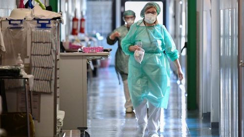 Coronavirus in Italia: 627 morti in 24 ore. Aumentano i guariti