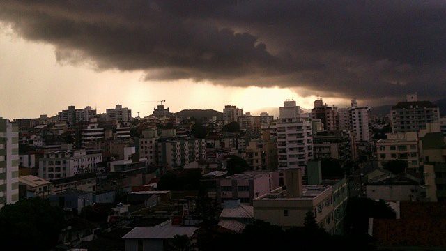 Brasile: violentissimo temporale causa 25 morti