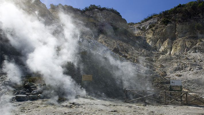 cropped-terremto_solfatara-1.jpg