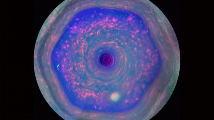 Spazio: rivelata la natura dell’esagono di Saturno