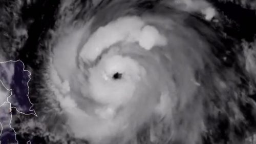 Filippine: il tifone Vongfong colpisce il paese