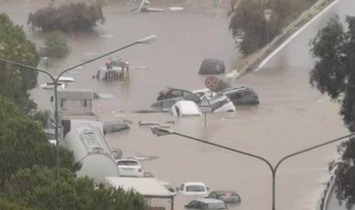 Spaventosa alluvione lampo a Palermo, auto trascinate via: mai così tanta pioggia dal 1790