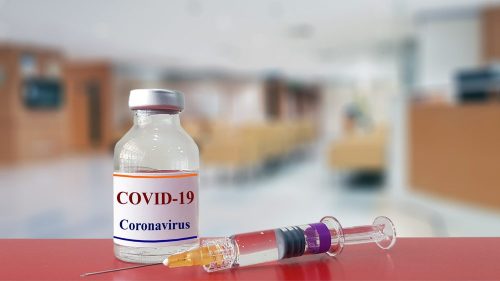 COVID-19: il vaccino sviluppato ad Oxford funziona. L’annuncio degli esperti