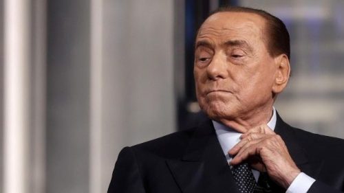 Ricovero di Berlusconi per COVID-19: tracce di polmonite bilaterale