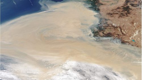 USA: una spaventosa nube di fumo tra California ed Oregon