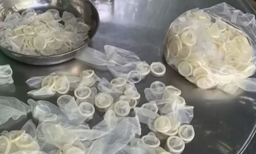 Scoperta horror in Vietnam: migliaia di preservativi usati venduti come nuovi