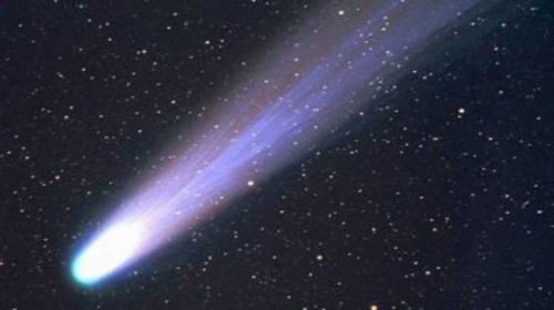 Una cometa si è disintegrata sulle Marche