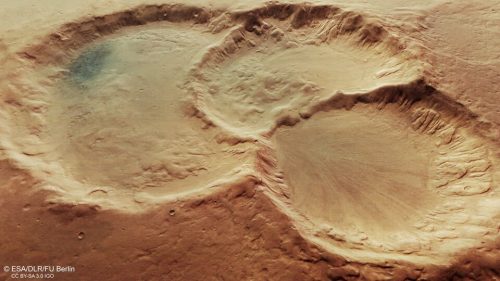 Marte: un misterioso ‘triplo cratere’ interroga gli scienziati