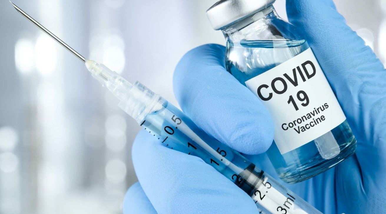 Covid e vaccino di Moderna: i volontari che lo hanno testato rivelano gli effetti secondari