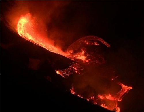 Il Kilauea si ‘risveglia’, l’esperto: ‘L’eruzione potrebbe durare anni’