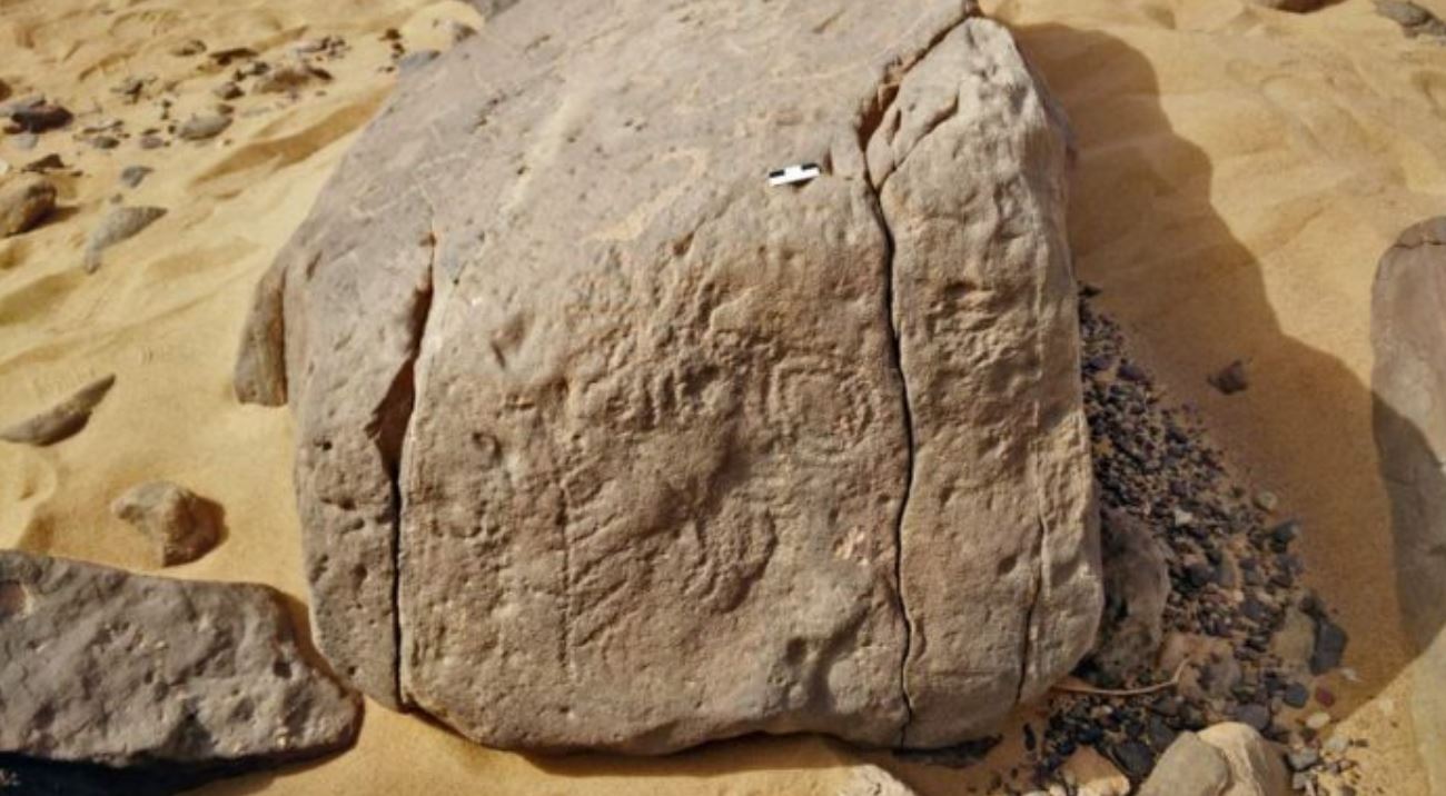 Scoperta la più antica iscrizione di una località: i greoglifici hanno oltre 5.000 anni