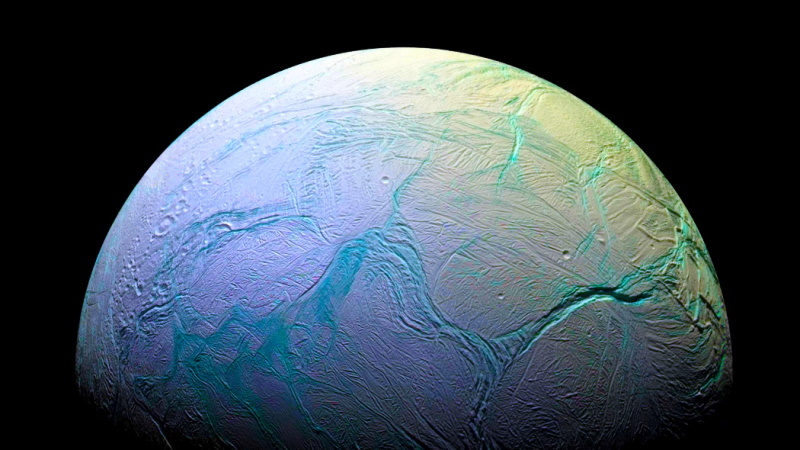 Spazio: Encelado ha tutto gli ‘ingredienti’ per la vita extraterrestre
