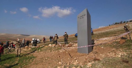 Misterioso monolite compare nella Stonehenge turca e scompare pochi giorni dopo