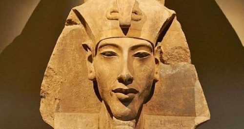 Egitto: ricostruito il volto di Akhenaton, il padre del celebre faraone Tutankhamon