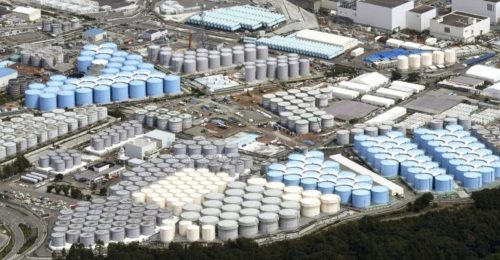 Il Giappone ha deciso: l’acqua contaminata del disastro nucleare di Fukushima finirà in mare