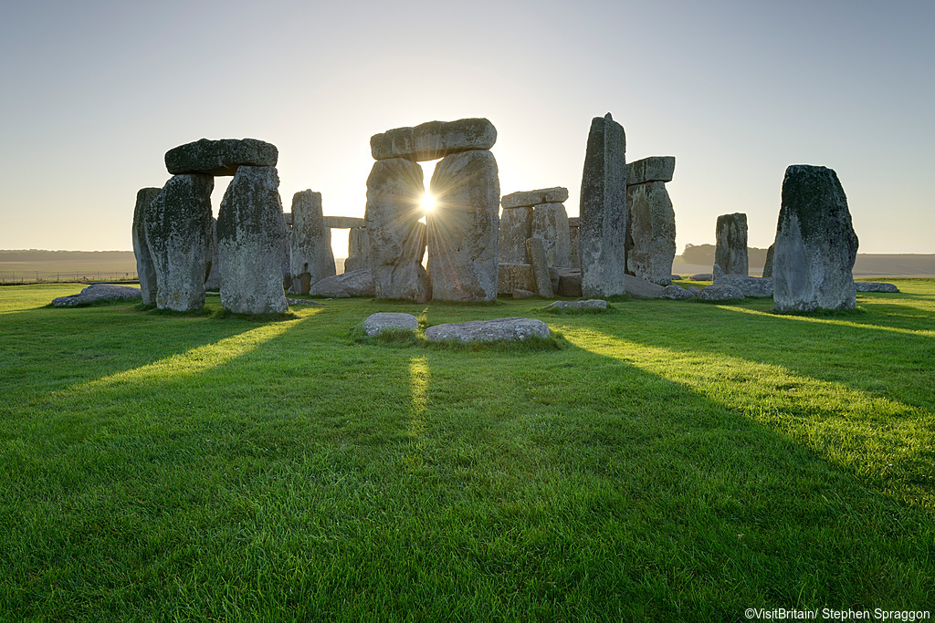 Stonehenge-1.jpg