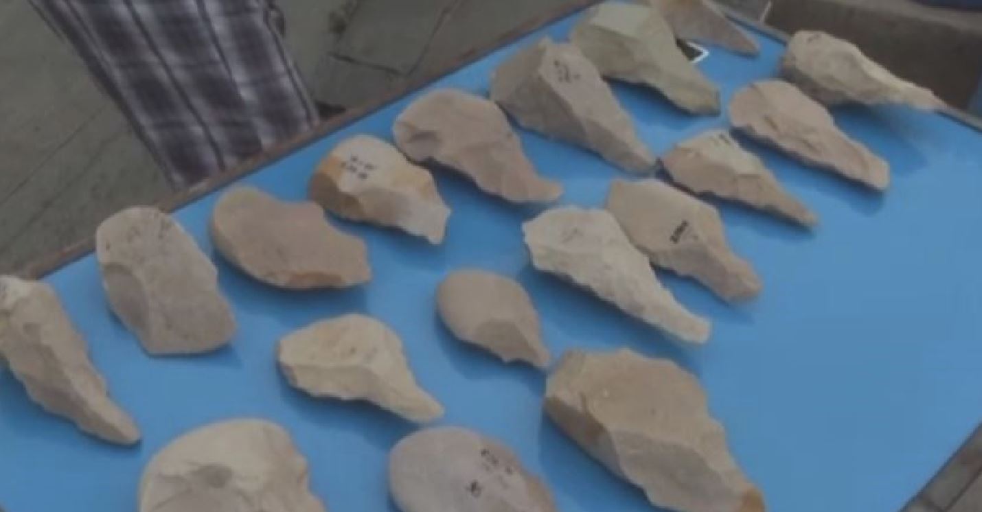 Incredibile scoperta di 1,3 milioni di anni fa: riscrive la storia degli utensili nel Nord Africa