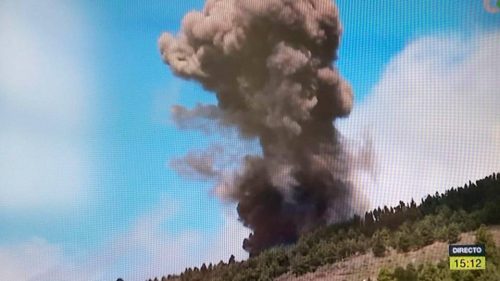 Canarie: erutta il vulcano Cumbre Vieja. Evacuazioni in corso