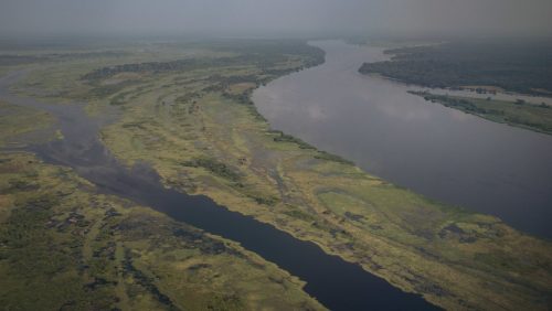Angola: fuoriuscita di sostanze tossiche nel fiume provoca la morte di 12 persone in Congo