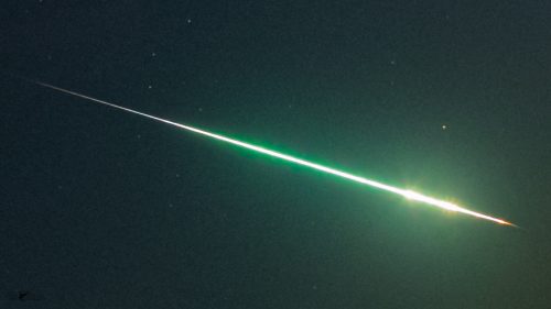 Bolide incredibilmente luminoso appare durante il lancio della missione Dragon Crew-3