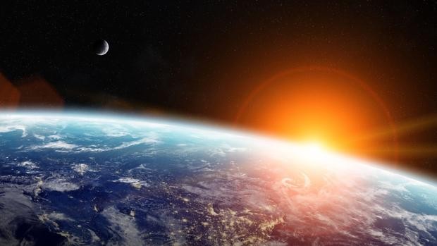 Il Sole e la Luna all’origine della deriva dei continenti? Una nuova teoria rivoluzionaria