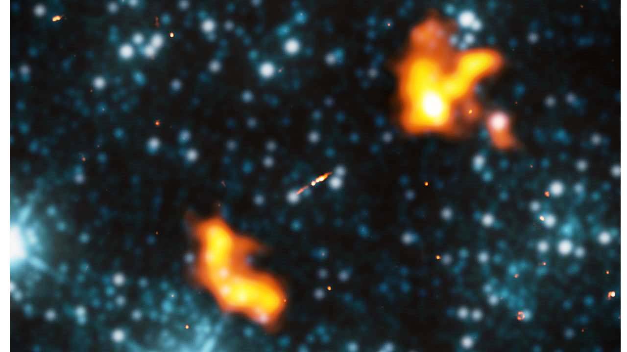 Spazio: Alcioneo è la galassia più grande mai scoperta. È 160 volte la Via Lattea