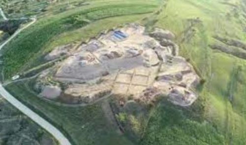 Ritrovamento incredibile: scoperto un sottopassaggio preistorico nell’antica città di pietra