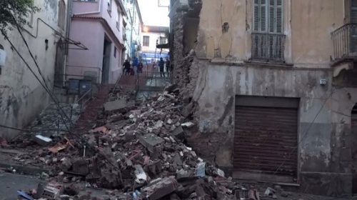 Terremoto Algeria: scossa di 5.5 gradi a Bejaïa. Decine di case crollate