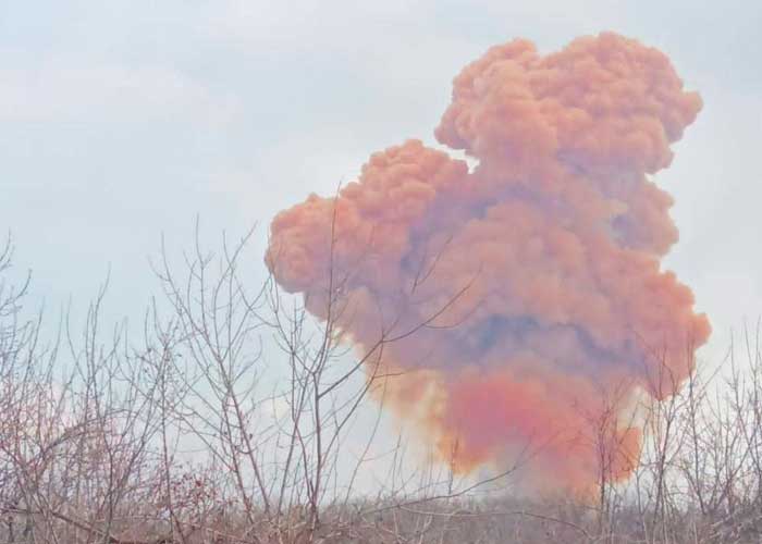 Guerra Ucraina: esplode serbatoio di acido nitrico a Rubézhoe. Nube gialla sulla città