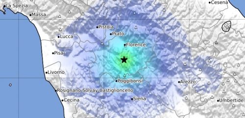 Terremoto Firenze: una scossa spaventa la città. Paura e gente in strada