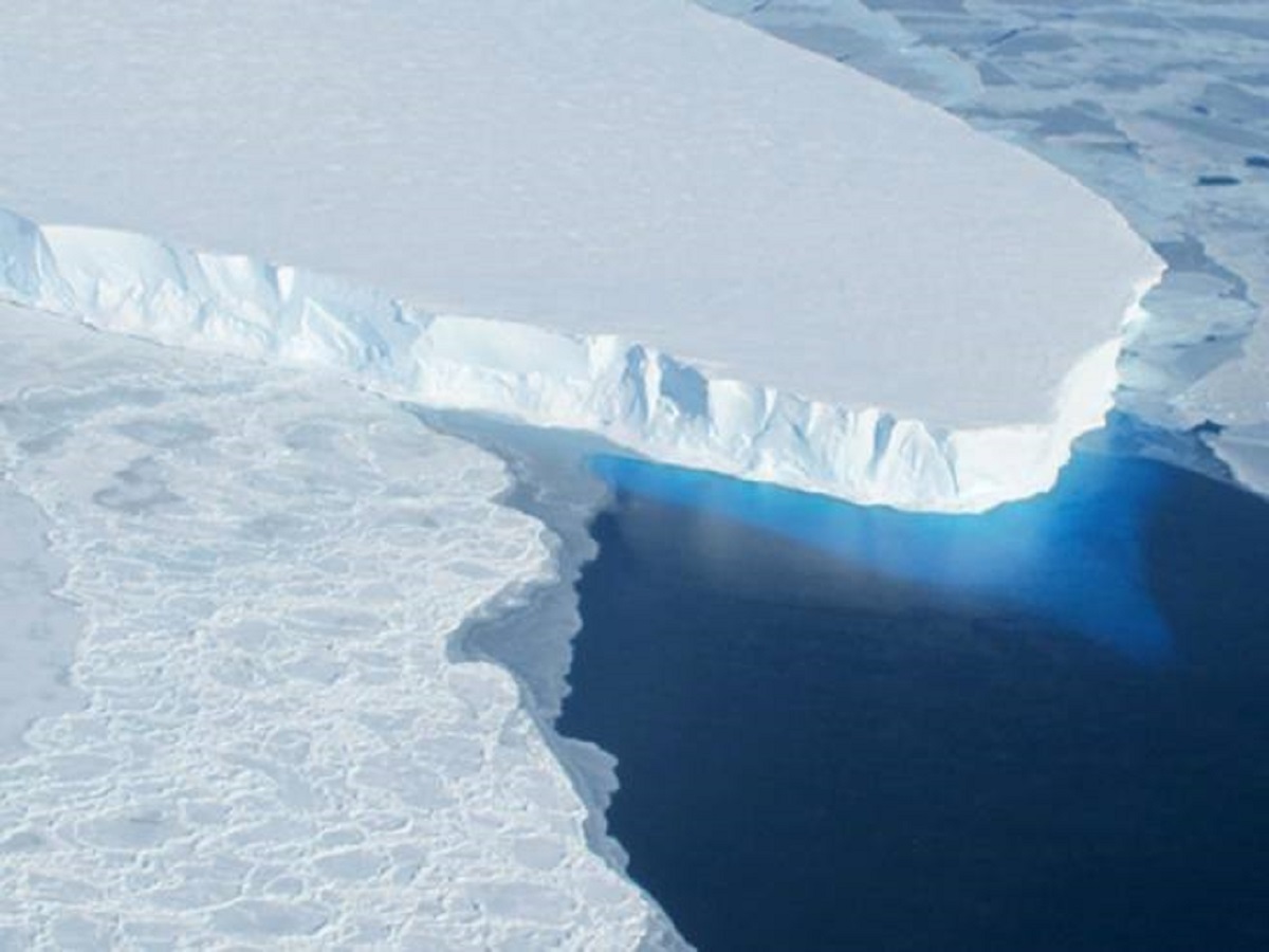 Allarme ghiacciai: i due più grandi d’Antartide si stanno sciogliendo rapidamente