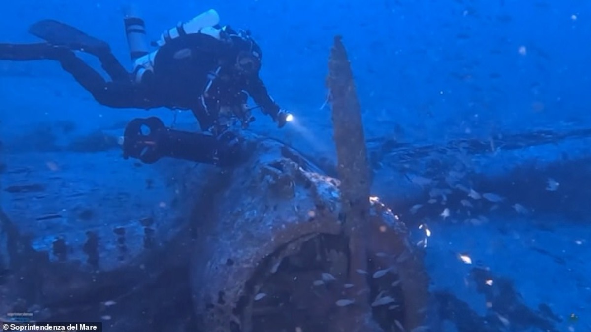 Sicilia: identificato in fondo al mare un bombardiere della Seconda guerra mondiale