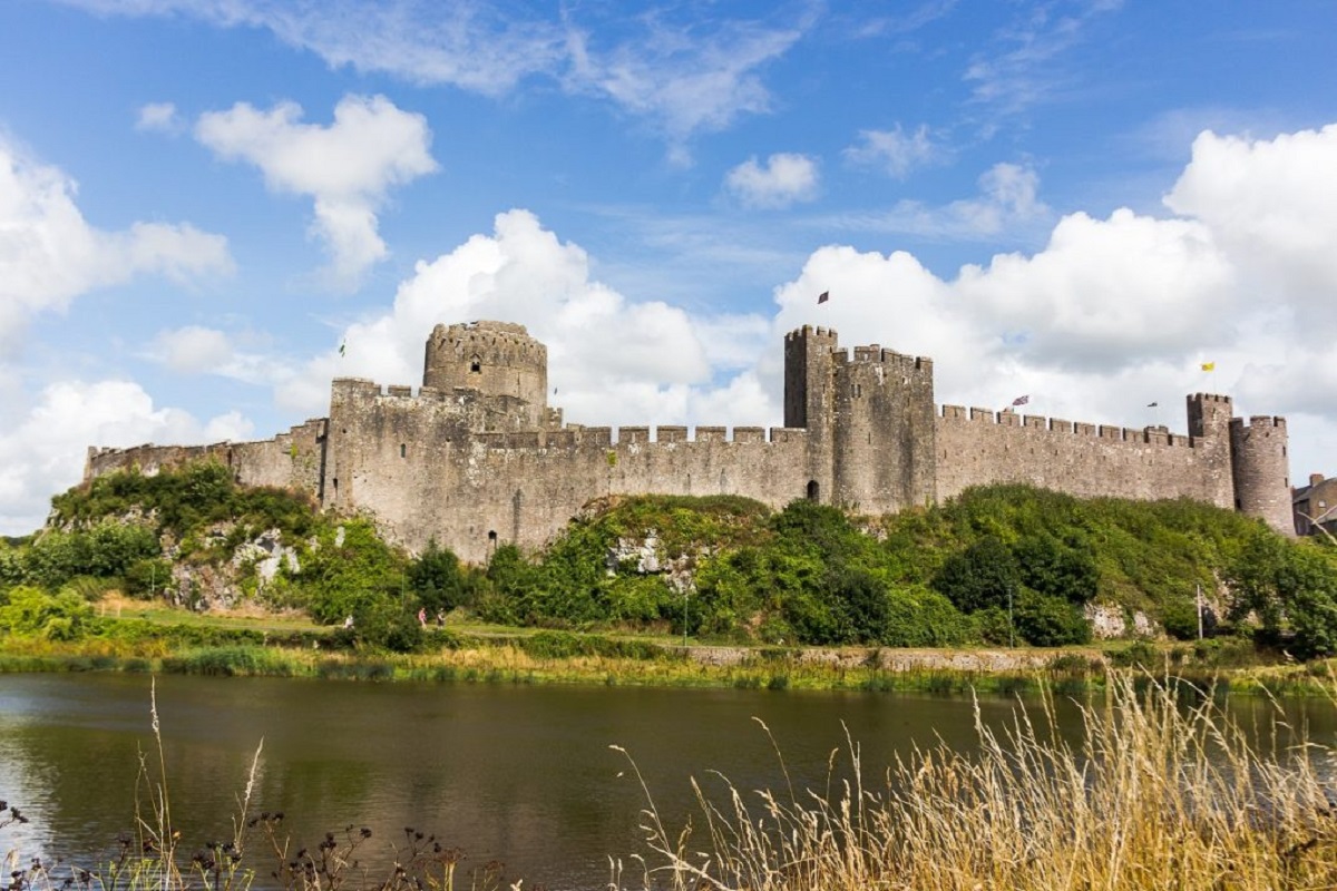 Castello-di-Pembroke-1.jpg