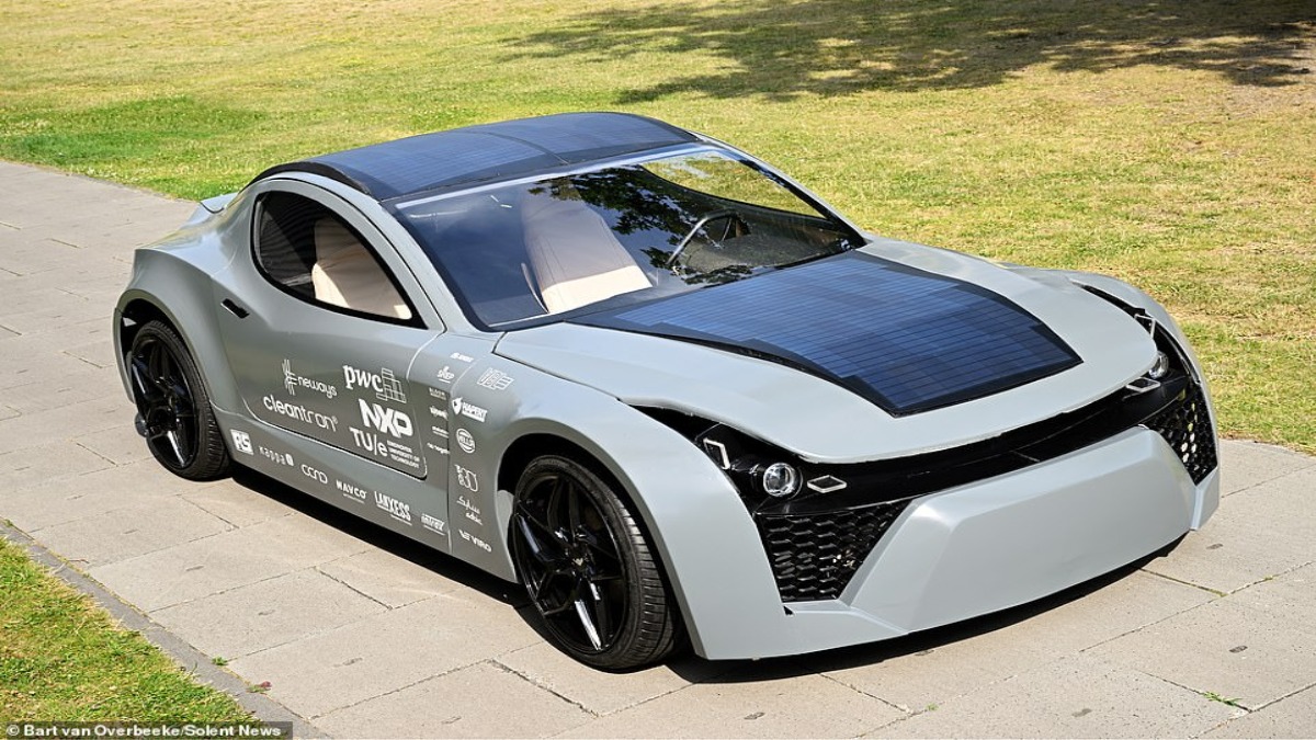 Tecnologia: svelata la prima auto ad emissioni zero che pulisce l’aria aspirando CO2