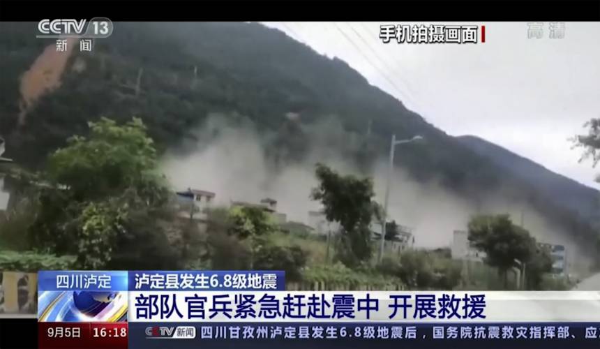 Un terremoto nella provincia cinese dello Sichuan provoca gigantesche frane. Bilancio di 60 morti